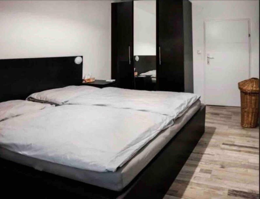 Apartamento Default Millenium Viena Exterior foto